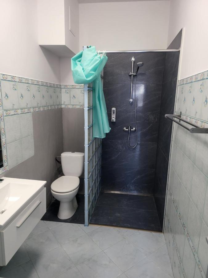 Rooms4Rest Wiertnicza - Private Rooms For Tourists - Atr Consulting Sp, Z O,O, 华沙 外观 照片
