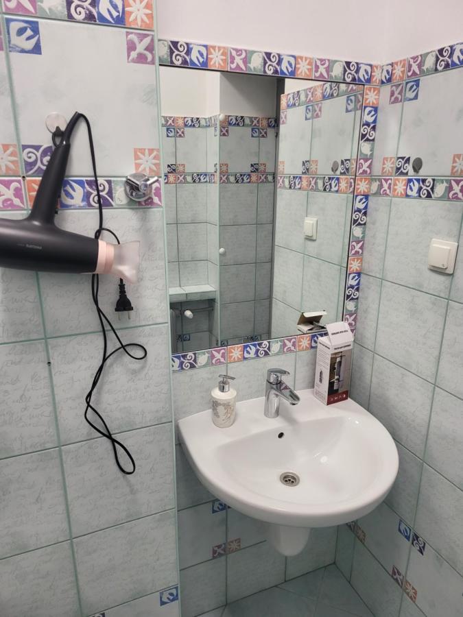Rooms4Rest Wiertnicza - Private Rooms For Tourists - Atr Consulting Sp, Z O,O, 华沙 外观 照片