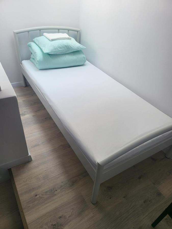 Rooms4Rest Wiertnicza - Private Rooms For Tourists - Atr Consulting Sp, Z O,O, 华沙 外观 照片